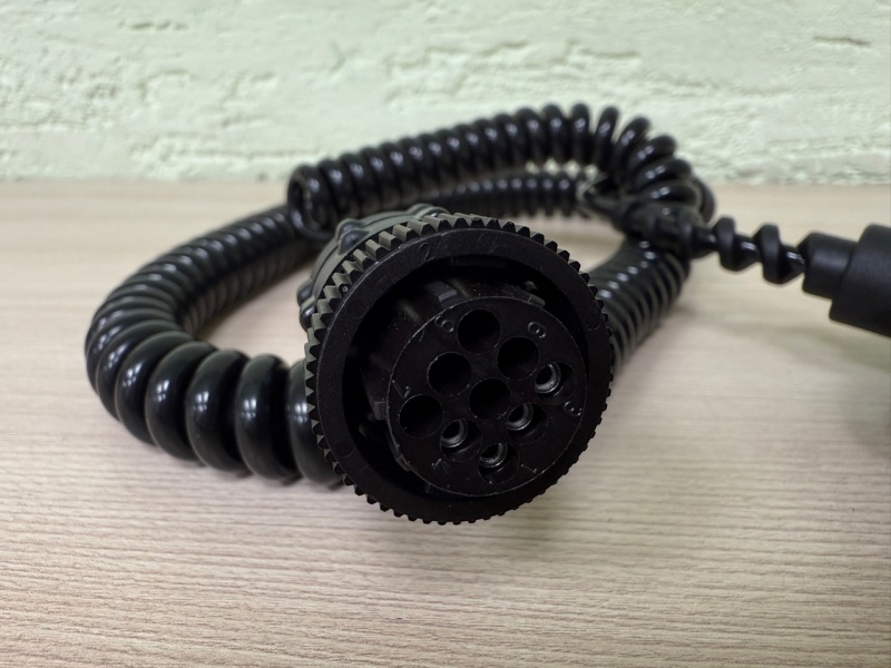 Пульт управления пневмоподвеской 446.056.137.0 / WABCO 4460561370 